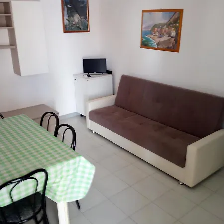 Apartment Girasole *